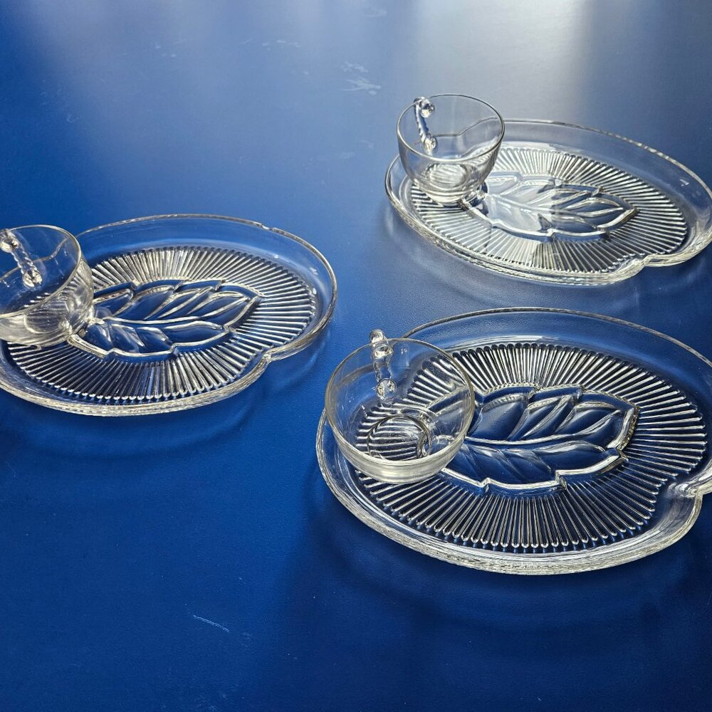 Vintage 1959 MCM Woolworth's 80th Anniversary Crystal Leaf Snack Set of 3